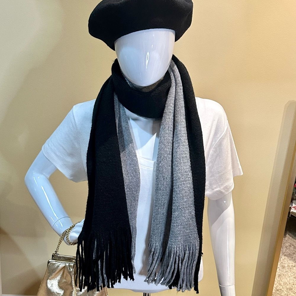 Hpnwot Black & Gray Color Block Scarf/Shawl/Wrap … - image 1